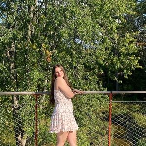 Meet your Posher, Cora